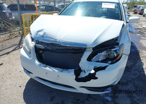 2013 Chrysler 200 Touring из США, поврежденный, VIN 1C3CCBBG4DN719906